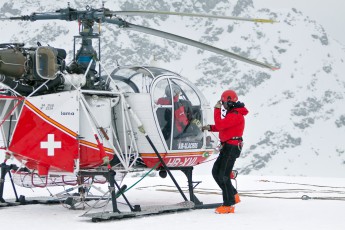 Air-Glaciers-Rescue-and-Transport-helicopter-company-Air-Glaciers-April-2010