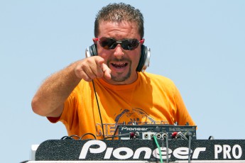 Pump-it-up-DJ-Gianchy-Beach-Volleyball-Protour-Sicily-Italy-July-2011-